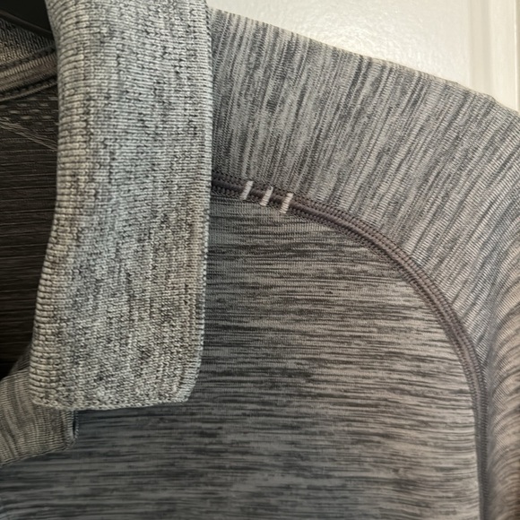 Lululemon Polo size Medium - Picture 3 of 4